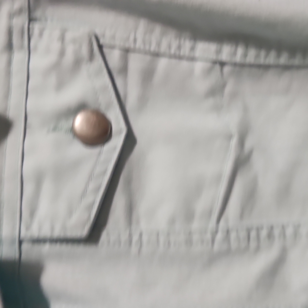 Sold - Picture 3 of 8